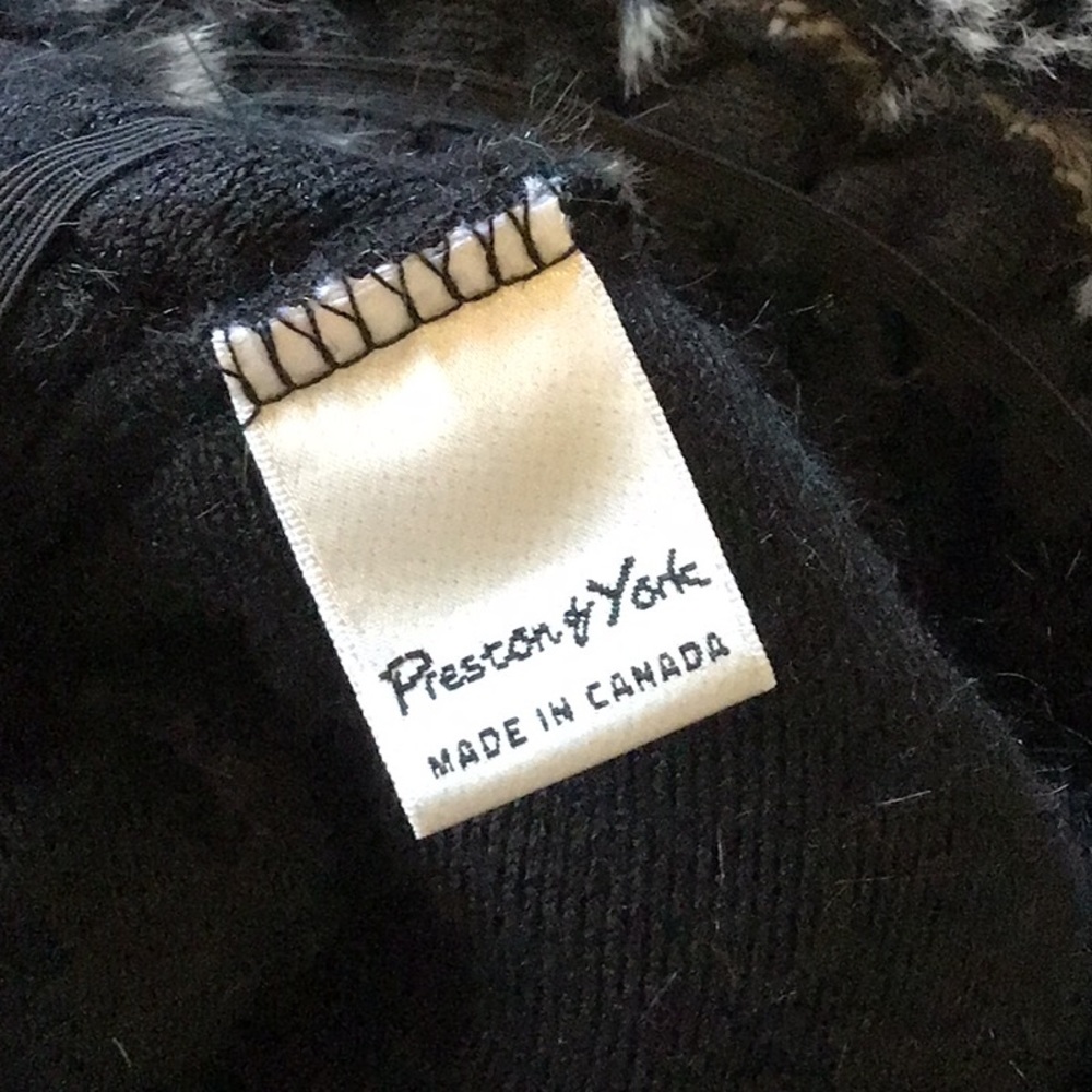 Faux fur hat - Picture 3 of 4